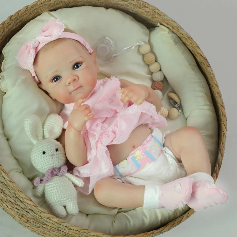Realistic Baby Reborns Doll with Lovely Face Life Like Doll for Toddler Safe Interactive Play and Easy Cleaning A2UB