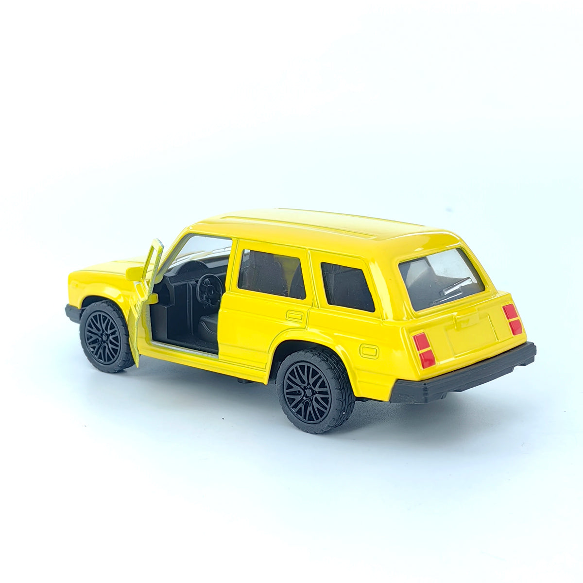 Boys Alloy Toy Car Model Children Pull-back Realistic Sports Car Racing Car Toy for Kids Play Vehicle Model