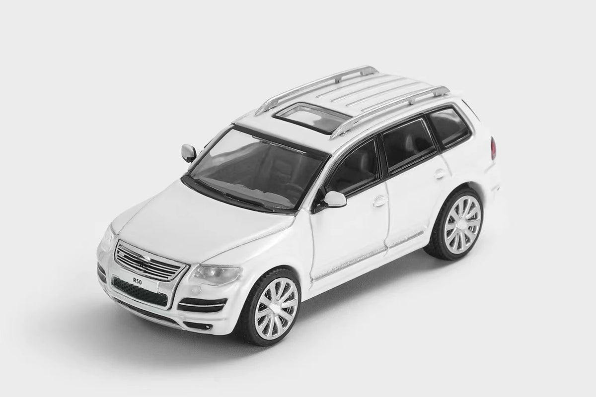 Shadow 1:64 alloy model 1st generation MK1 (7L) R50