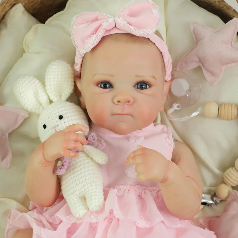 Realistic Baby Reborns Doll with Lovely Face Life Like Doll for Toddler Safe Interactive Play and Easy Cleaning A2UB