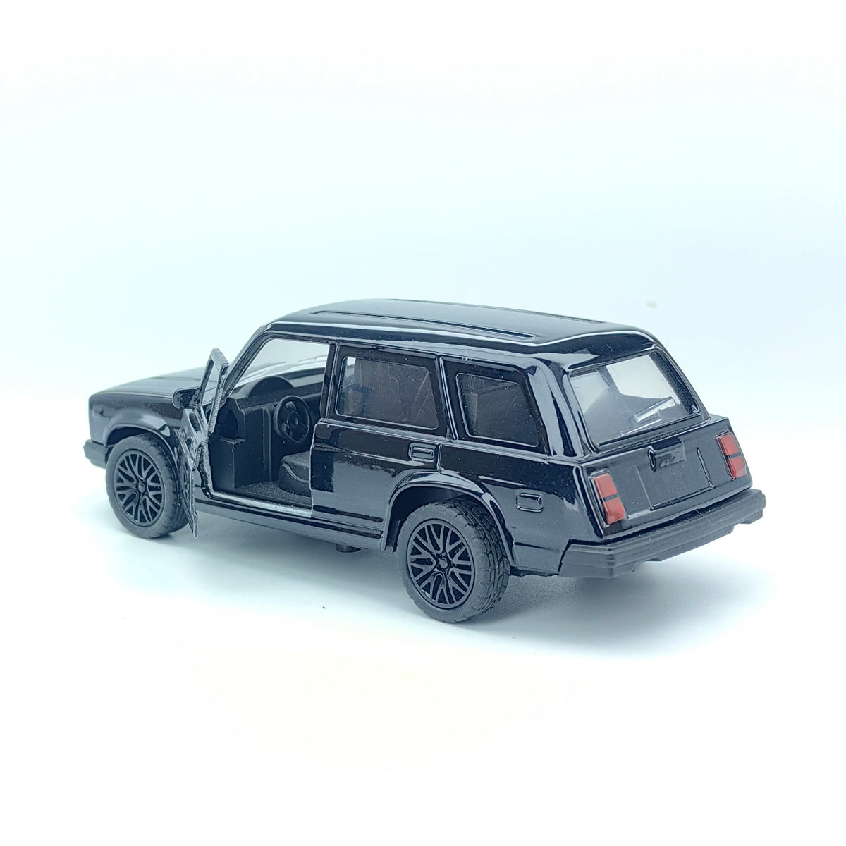 Boys Alloy Toy Car Model Children Pull-back Realistic Sports Car Racing Car Toy for Kids Play Vehicle Model
