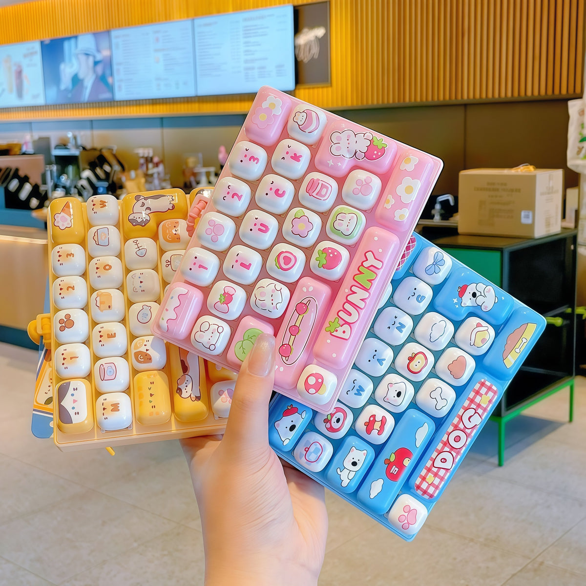 Cross-border 26-key stress-relief keyboard press toy, creative keychain pendant, stress-relief gadget, large-sized press…