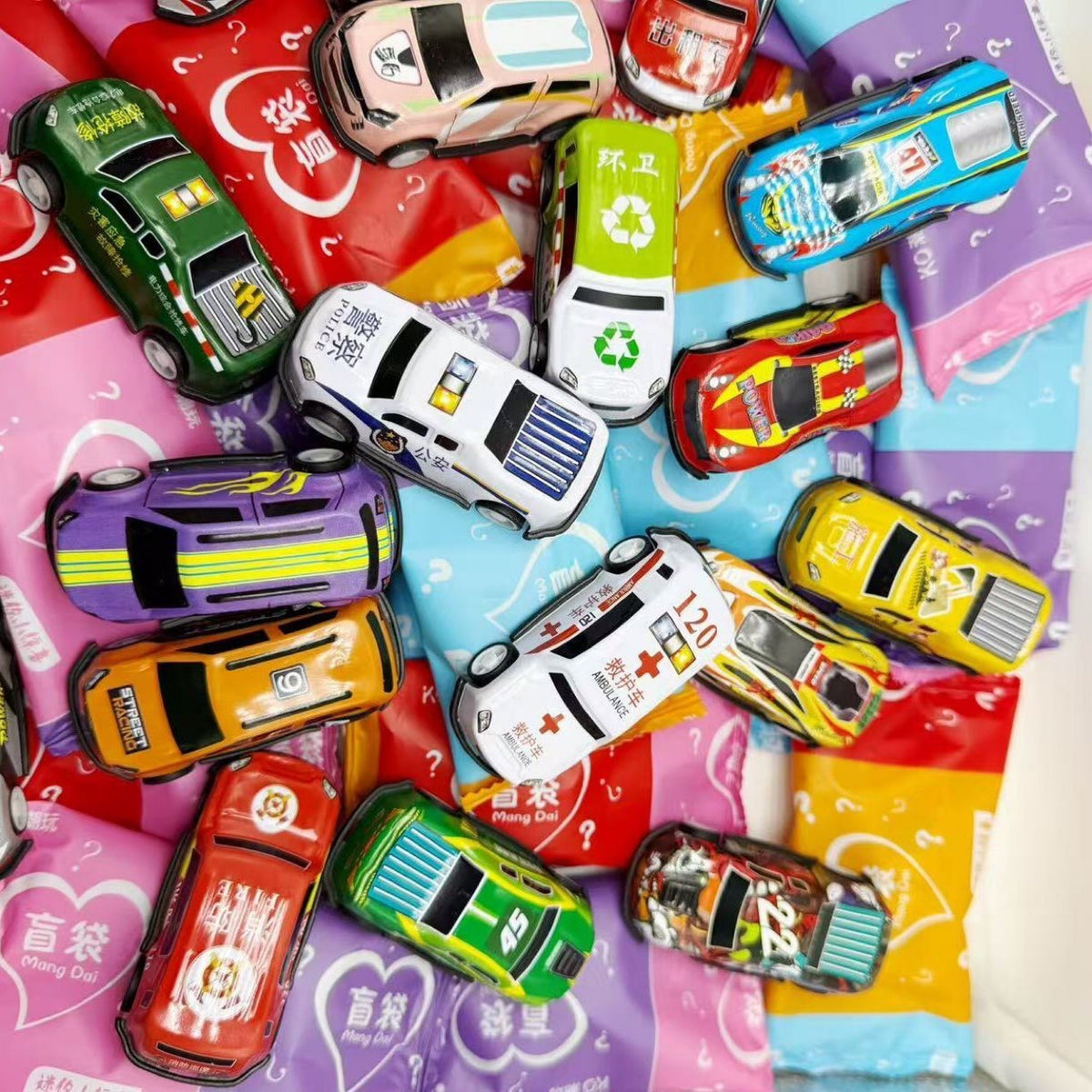 Alloy car metal back force car children boy wholesale toy car tin car generation car model simulation