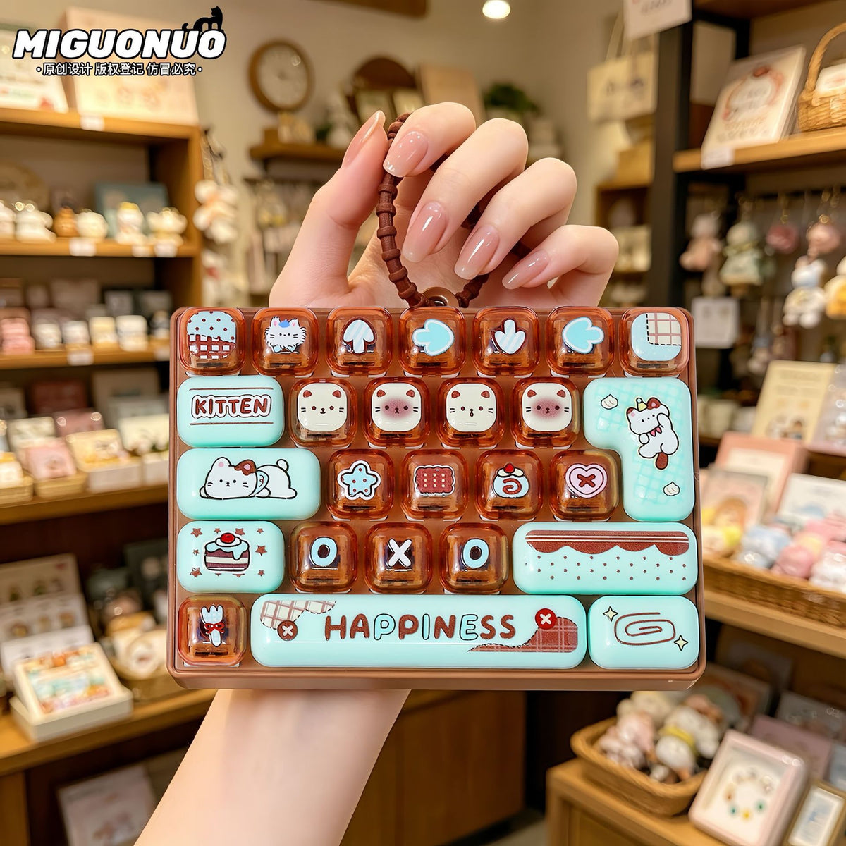 Cross-border 26-key stress-relief keyboard press toy, creative keychain pendant, stress-relief gadget, large-sized press…